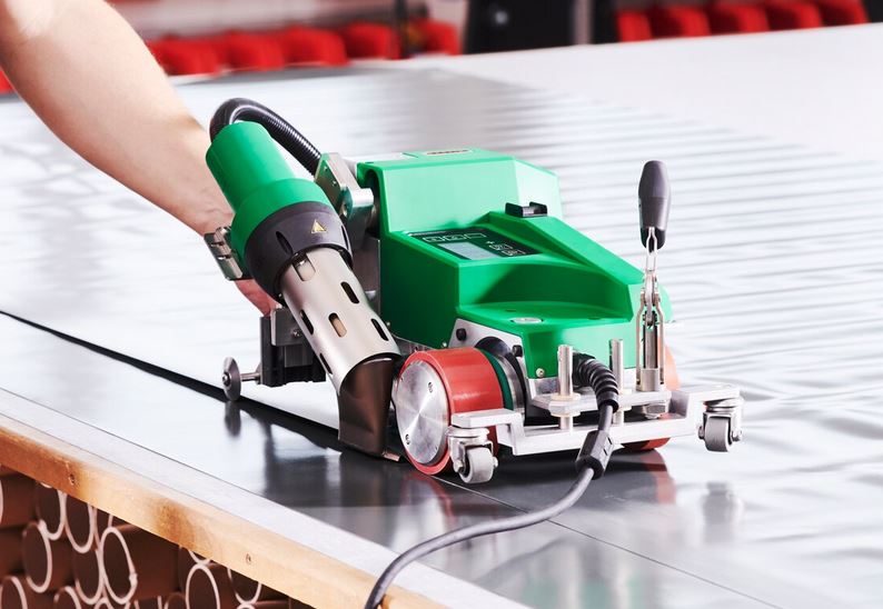 Leister_UNIPLAN_300 - masina za cirade